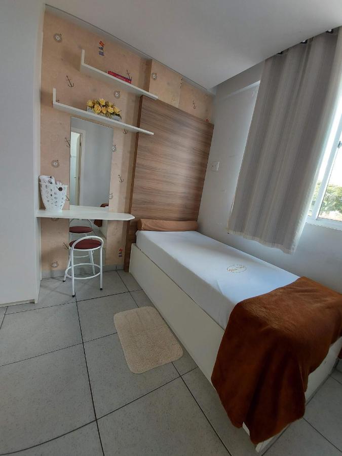 Quarto Individual com Casa de Banho